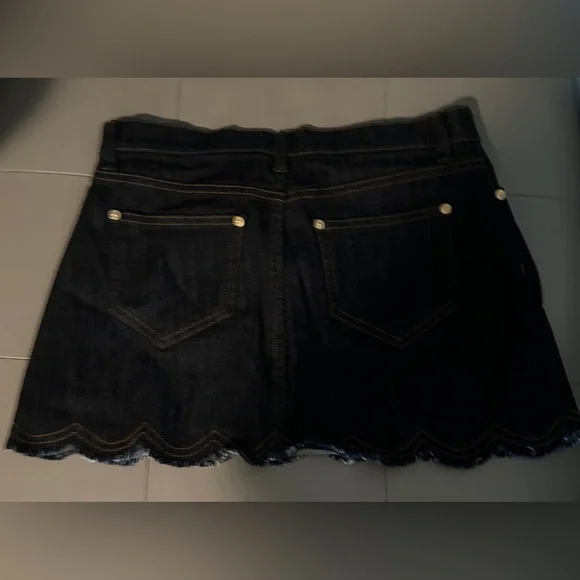 Red Valentino Scalloped hem denim mini skirt size 40 - Picture 6 of 6